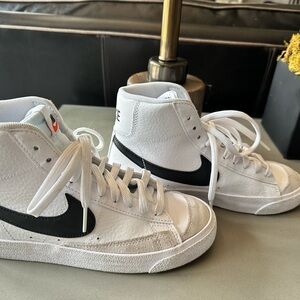 Nike Blazers - 4.5Y